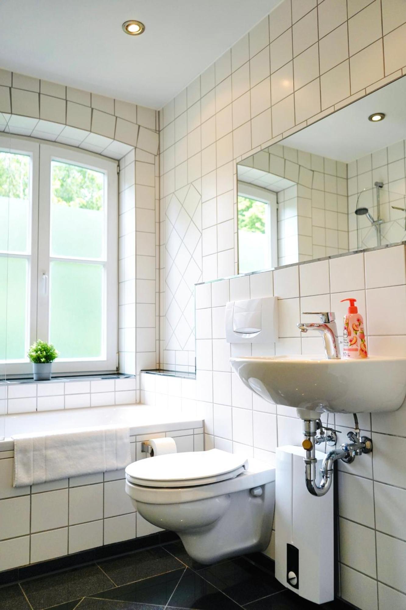 וולפסבורג Stilvolles Apartment In Stadtnaehe-Parkplatz- 4 Personen- Balkon מראה חיצוני תמונה